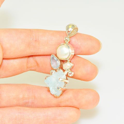 Sterling Silver Aquamarine and Pearl Pendant