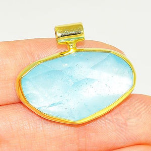 18 K Solid Gold and Sterling Silver 19 Carat Aquamarine Pendant