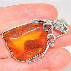 Sterling Silver Baltic Honey Amber with Leaf Design Pin