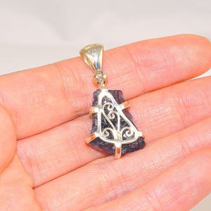 Sterling Silver 14.3-Carats Rough Iolite Pendant
