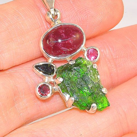Sterling Silver 8.4-Carats Rough Chrome Diopside and 4.5-Carats Tourmaline Pendant
