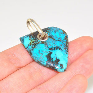 Sterling Silver 37 Carats Turquoise Piece Pendant