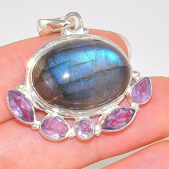 Sterling Silver Labradorite Oval and Amethyst Bead Design Pendant