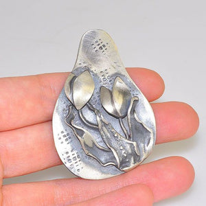 Oxidized Sterling Silver Tulip Carved Vintage Plate Pendant
