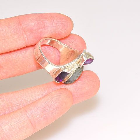 Sterling Silver Carved Labradorite and Amethyst Ring