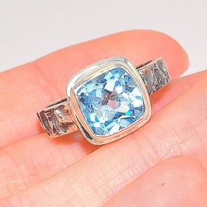 Sterling Silver 2.5-Carat Blue Topaz Square Ring