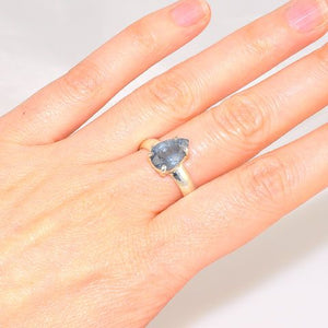 Sterling Silver Iolite Raindrop Ring