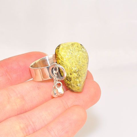 Sterling Silver Baltic Green Amber Ring